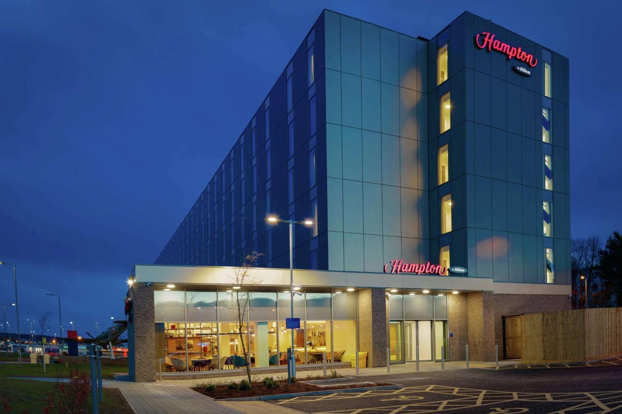 Hotel Hampton By Hilton Edinburgh Airport Ingliston Exterior foto